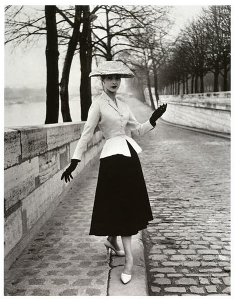 christian dior 1947 fashion style|christian dior new look collection.